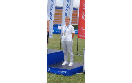 Julie Nicolaï remporte la médaille de bronze au championnat de France de Tir à l'Arc Extérieur